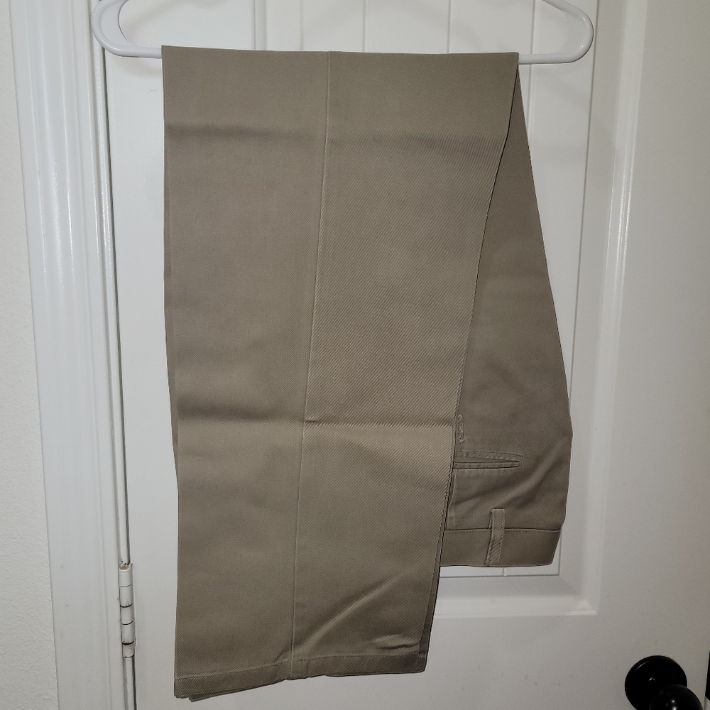 Men's Dockers